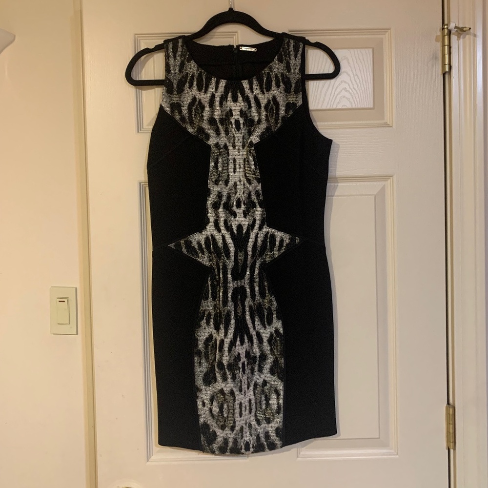 NWOT Rebecca Minkoff Black/Ivory/Gold Fitted Sleeveless Dress sz 6